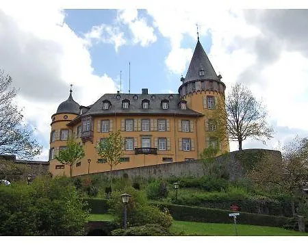 Проживание в семье Haus Erika Бос